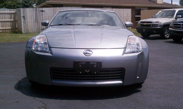2005 Nissan 350Z Base