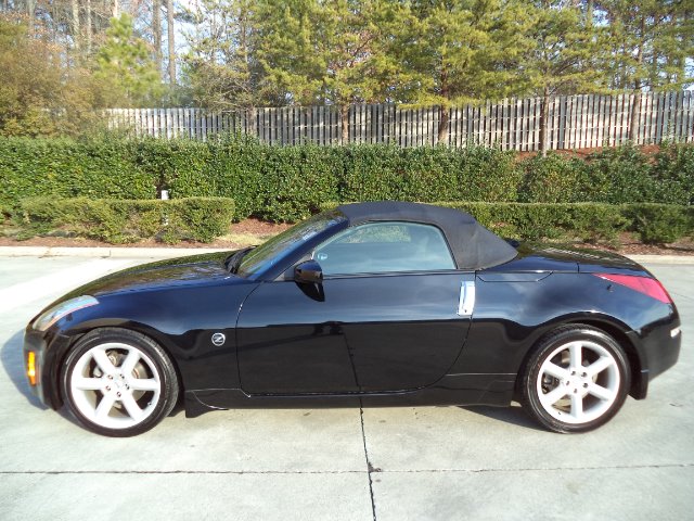 2005 Nissan 350Z 5DR 7-pass VAN I4 FWD