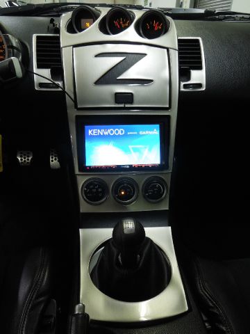 2005 Nissan 350Z 2006 Mercury