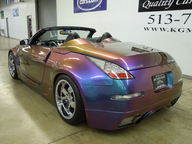 2005 Nissan 350Z 2006 Mercury
