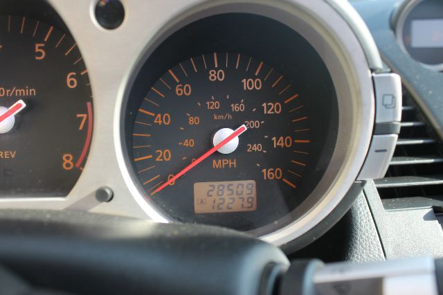 2005 Nissan 350Z 5DR 7-pass VAN I4 FWD