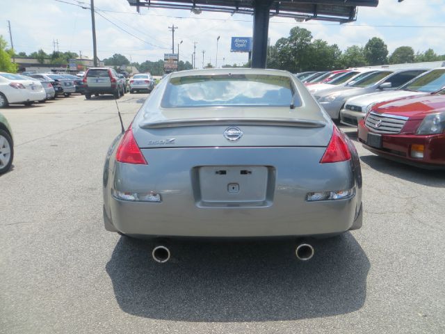 2005 Nissan 350Z Handicap Bus