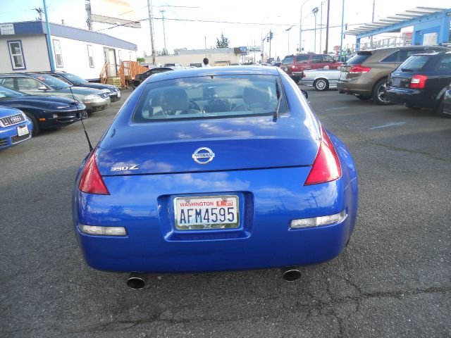 2005 Nissan 350Z 5DR 7-pass VAN I4 FWD