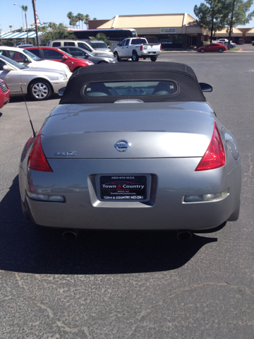 2005 Nissan 350Z 5DR 7-pass VAN I4 FWD