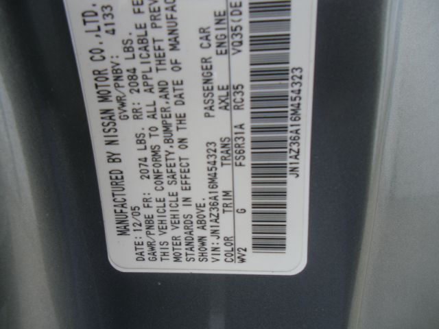 2006 Nissan 350Z 5dr 7-pass Van V6 LE FWD