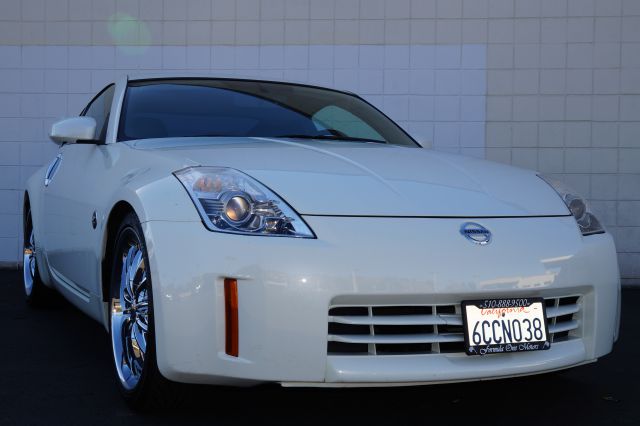 2006 Nissan 350Z Base