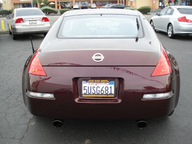 2006 Nissan 350Z Base