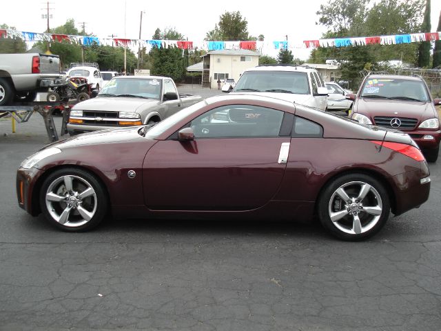 2006 Nissan 350Z Base
