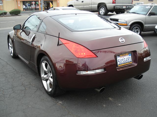 2006 Nissan 350Z Base