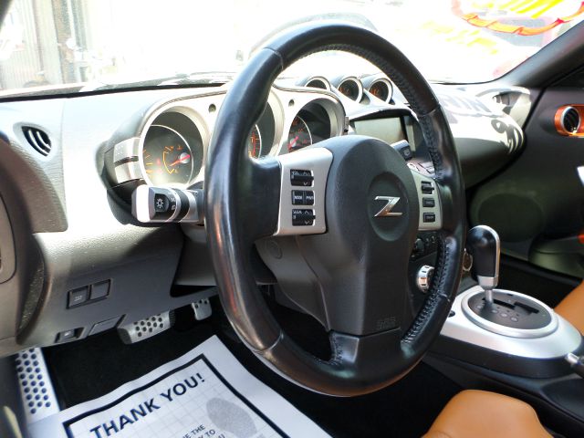 2006 Nissan 350Z 5DR 7-pass VAN I4 FWD