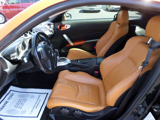 2006 Nissan 350Z 5DR 7-pass VAN I4 FWD