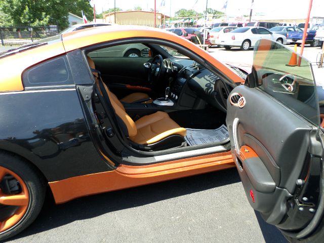 2006 Nissan 350Z 5DR 7-pass VAN I4 FWD