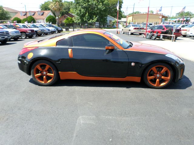 2006 Nissan 350Z 5DR 7-pass VAN I4 FWD