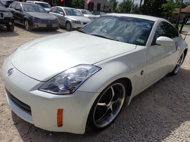 2007 Nissan 350Z 5DR 7-pass VAN I4 FWD