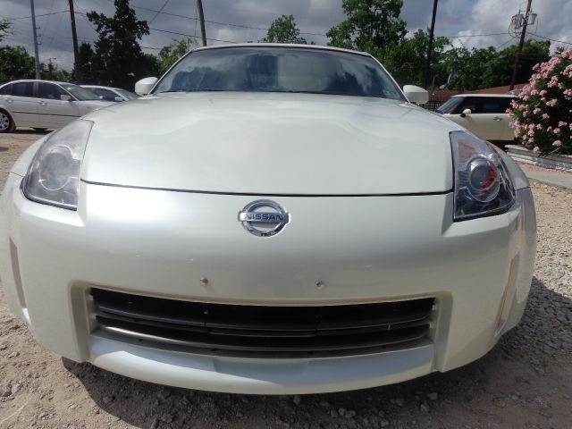 2007 Nissan 350Z 5DR 7-pass VAN I4 FWD