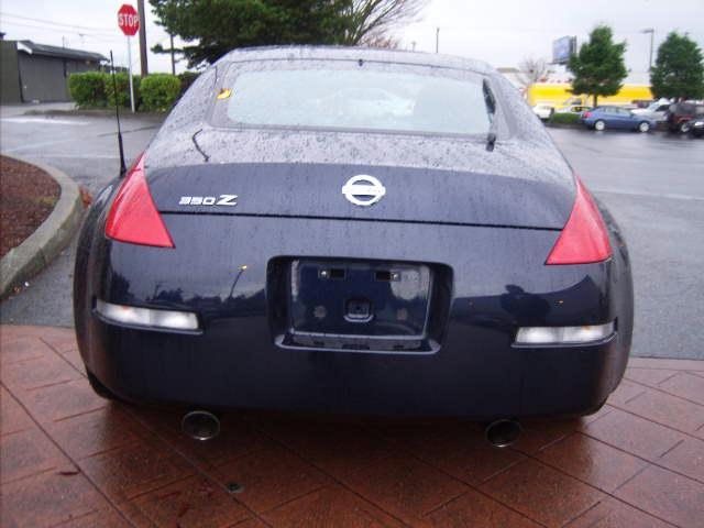 2007 Nissan 350Z 5DR 7-pass VAN I4 FWD