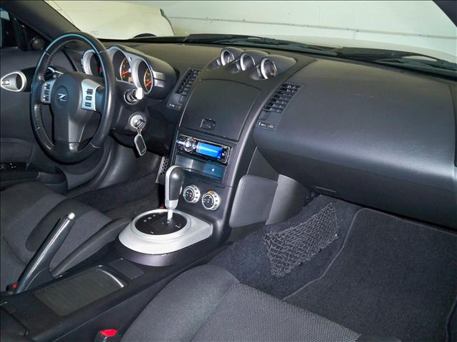 2007 Nissan 350Z 5DR 7-pass VAN I4 FWD