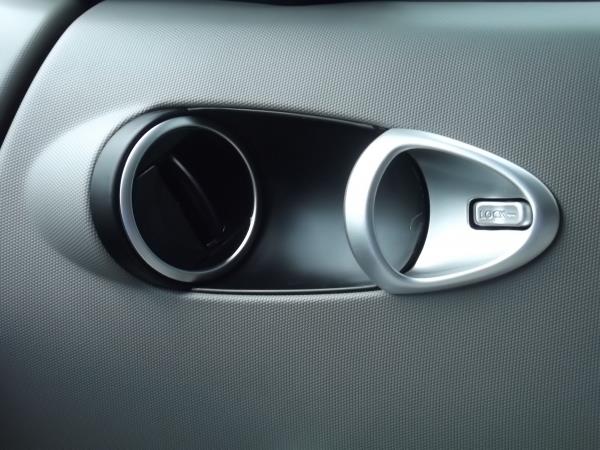 2008 Nissan 350Z 5DR 7-pass VAN I4 FWD