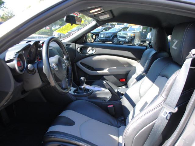 2009 Nissan 370Z Unknown