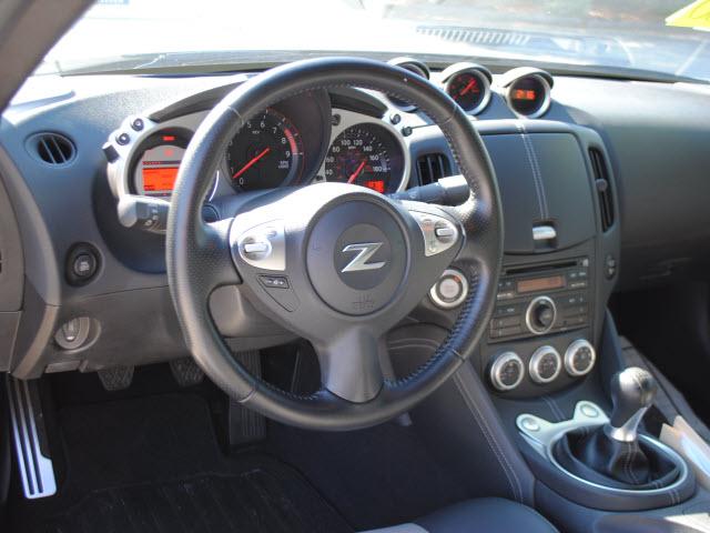 2009 Nissan 370Z Unknown
