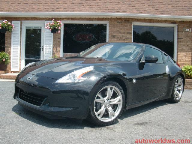 2010 Nissan 370Z Rear-wheel Drive