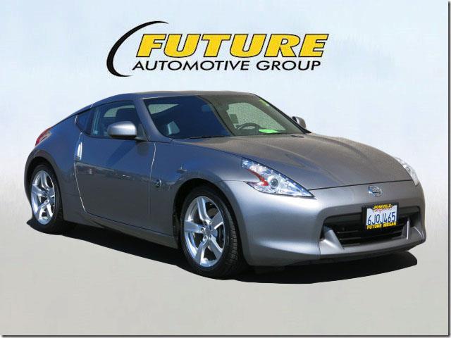 2010 Nissan 370Z FWD 4dr