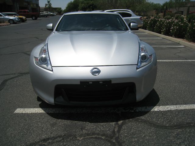 2011 Nissan 370Z 1998 Ford XL