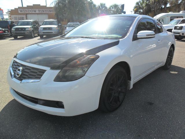 2008 Nissan ALTIMA RARE 6-SPEED COUPE!! C1500 Scottsdale