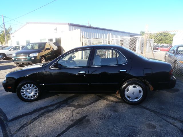 1995 Nissan Altima W/nav.sys