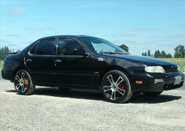 1996 Nissan Altima CL 3.