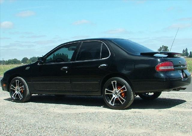 1996 Nissan Altima CL 3.