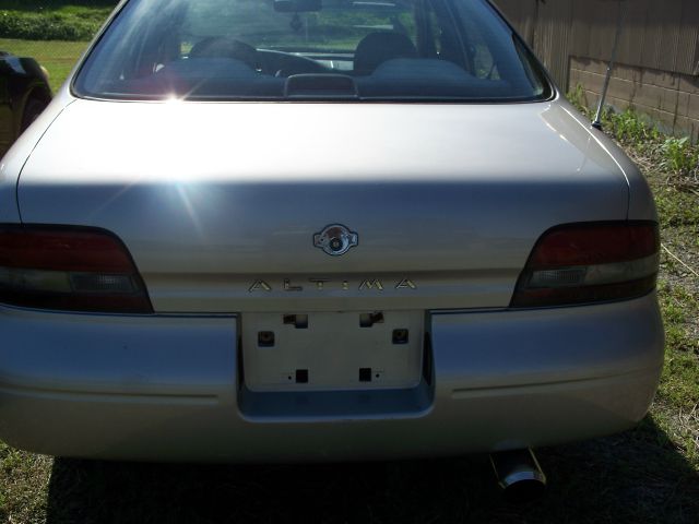 1997 Nissan Altima 6 Speed Transmision