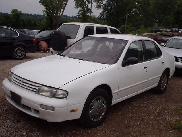 1997 Nissan Altima W/nav.sys