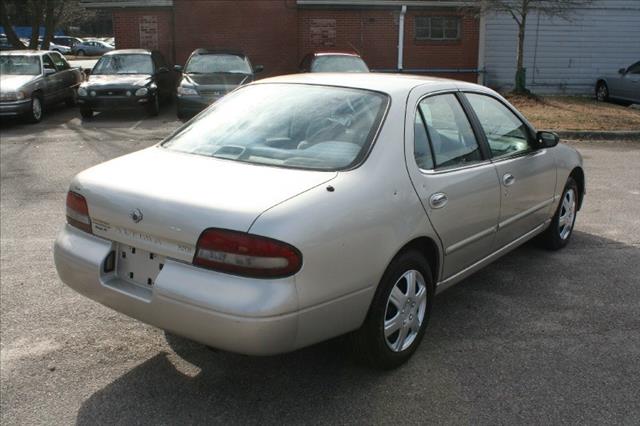 1997 Nissan Altima Unknown
