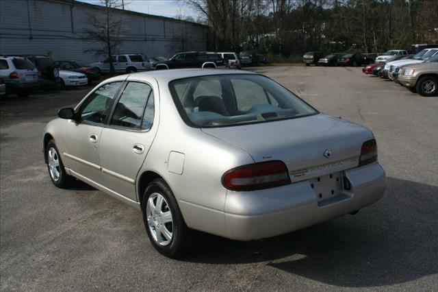 1997 Nissan Altima Unknown