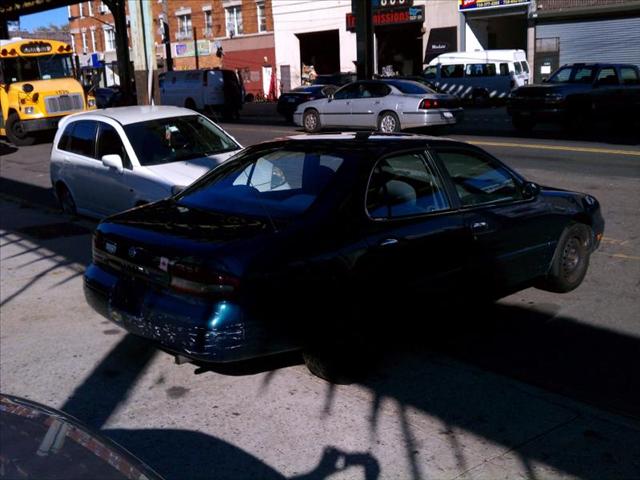 1997 Nissan Altima 2dr Coupe LSC