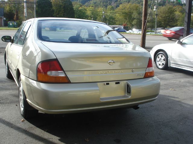 1998 Nissan Altima 6 Speed Transmision