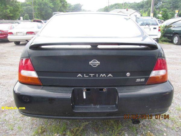 1998 Nissan Altima W/nav.sys