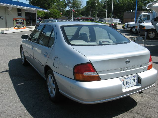 1998 Nissan Altima 325ci 2dr Cpe Sulev