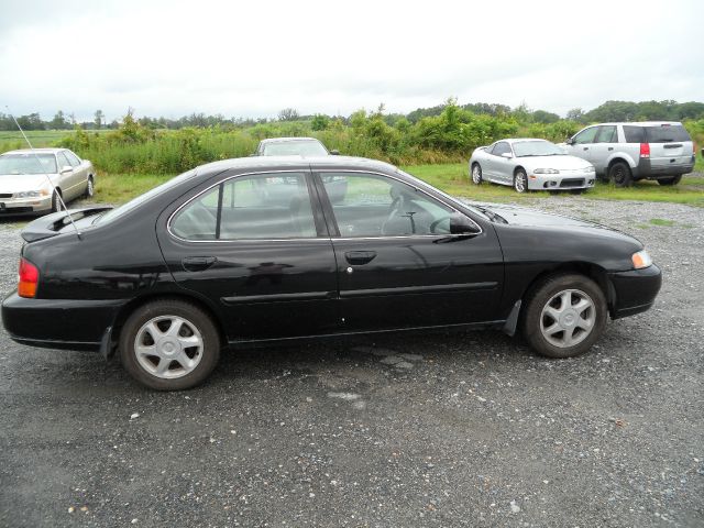 1998 Nissan Altima SE
