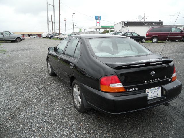 1998 Nissan Altima SE