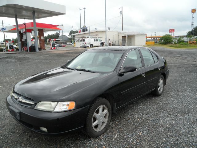 1998 Nissan Altima SE