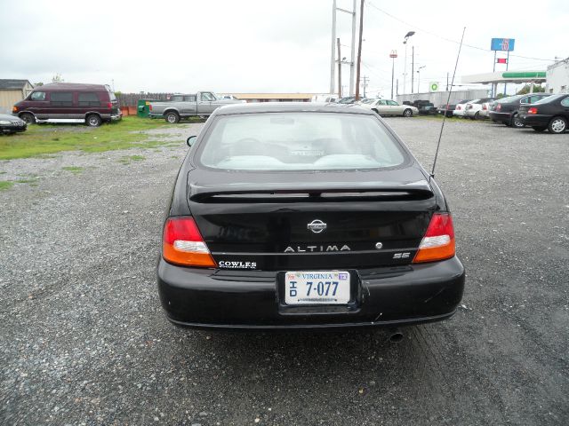 1998 Nissan Altima SE