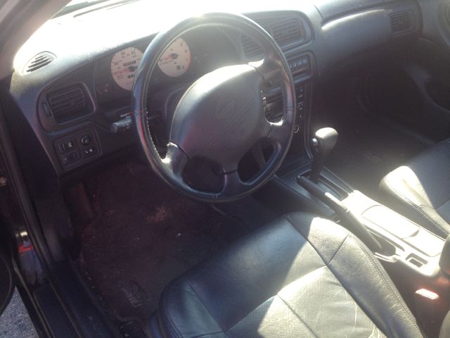 1999 Nissan Altima SE