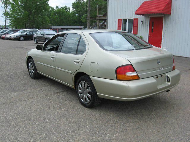 1999 Nissan Altima 6 Speed Transmision