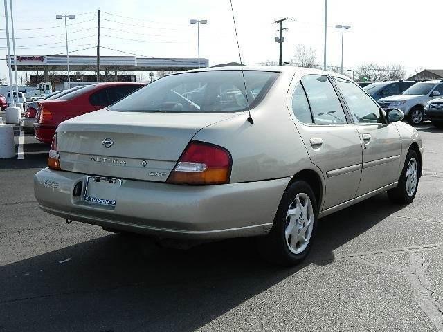 1999 Nissan Altima CL 3.