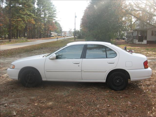 1999 Nissan Altima Unknown