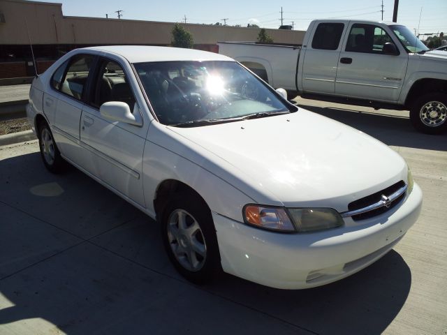 1999 Nissan Altima 3.0 Quattro