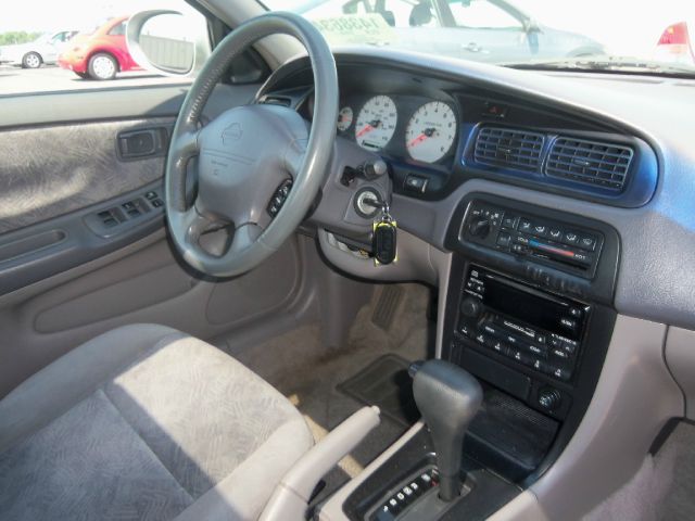2000 Nissan Altima SE