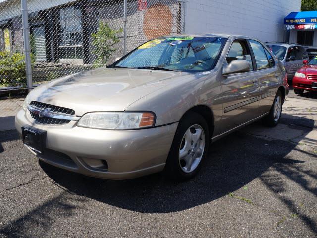 2000 Nissan Altima 3.0 Quattro